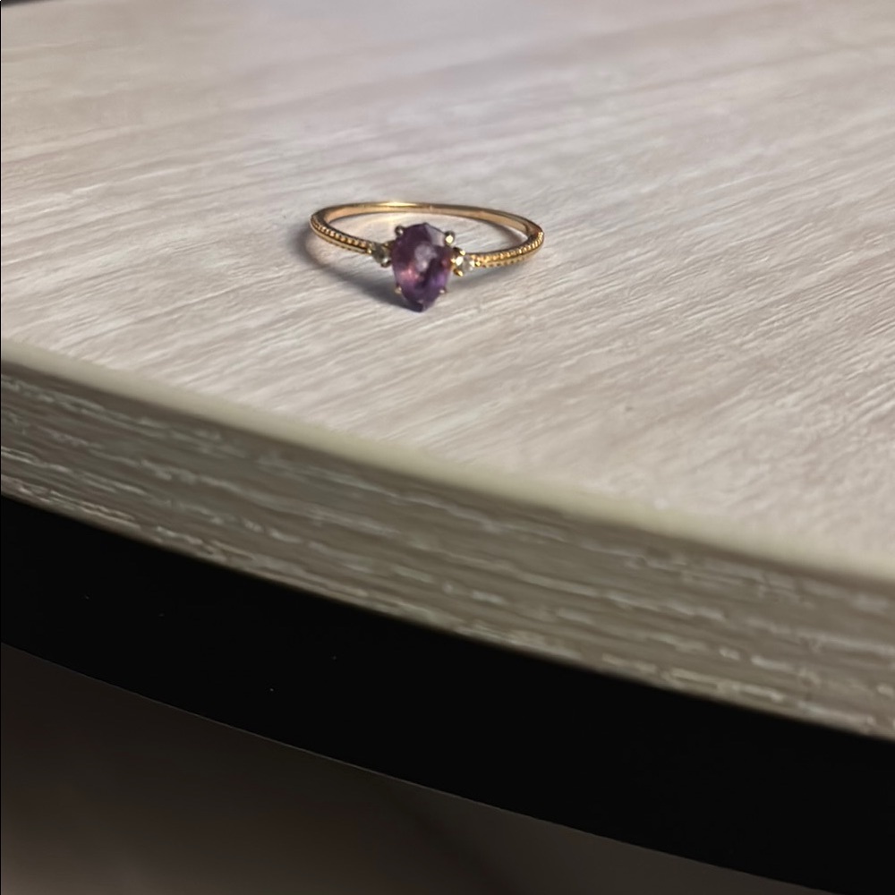 Elegant Gold and Purple Amethyst Ring